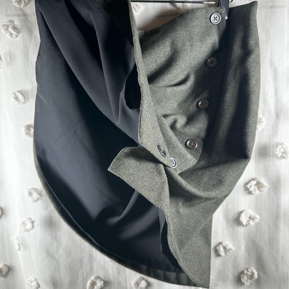 NWT Banana Republic Women’s Charcoal Gray Wool Buttoned Mini Skirt Size 14 - Picture 7 of 7